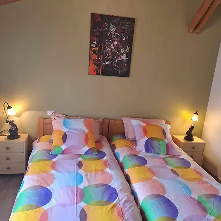Le Sadi Bulle Holiday home Le Breuil (Marne)